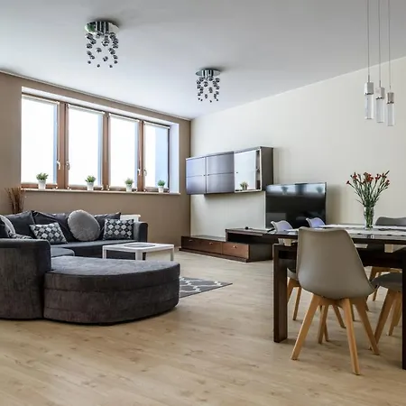 Ajk W Sea Towers Appartement *